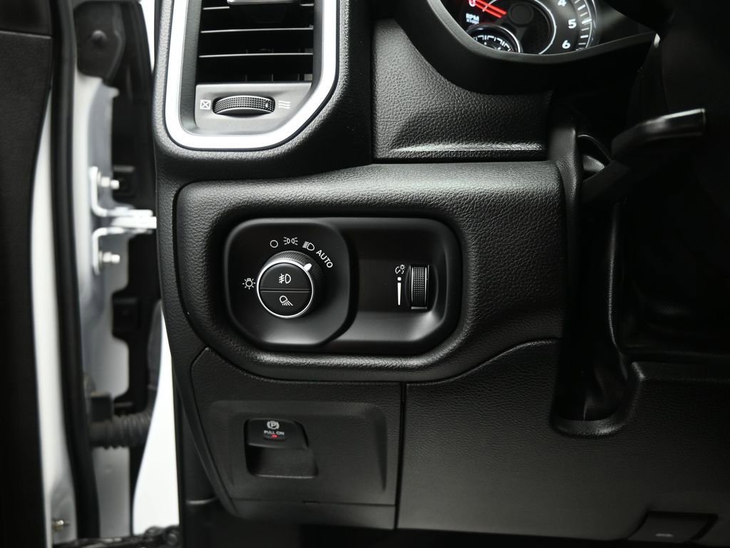 Used 2024 RAM 1500 Big Horn image 12
