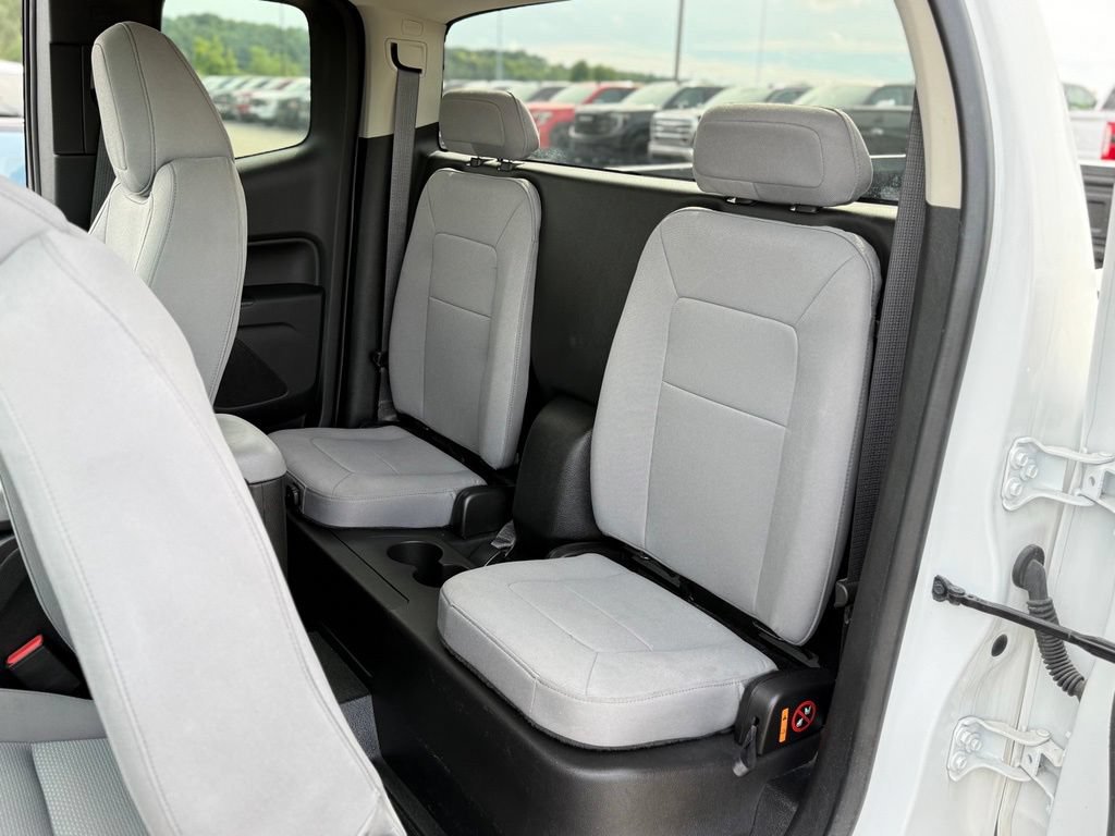 Used 2021 Chevrolet Colorado W/T RWD image 6