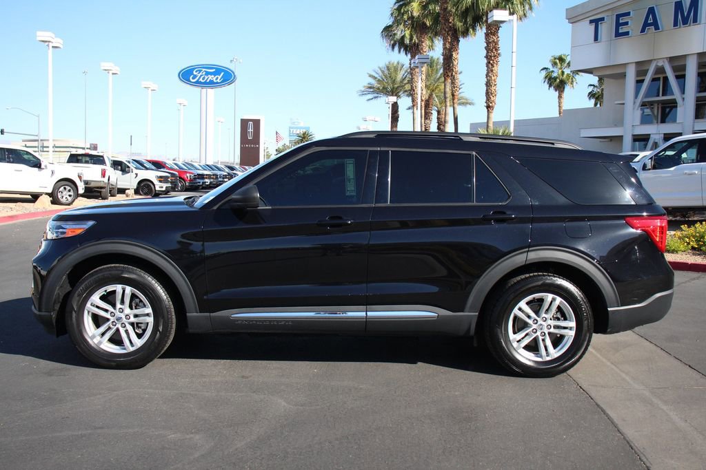 Certified 2022 Ford Explorer XLT RWD image 4