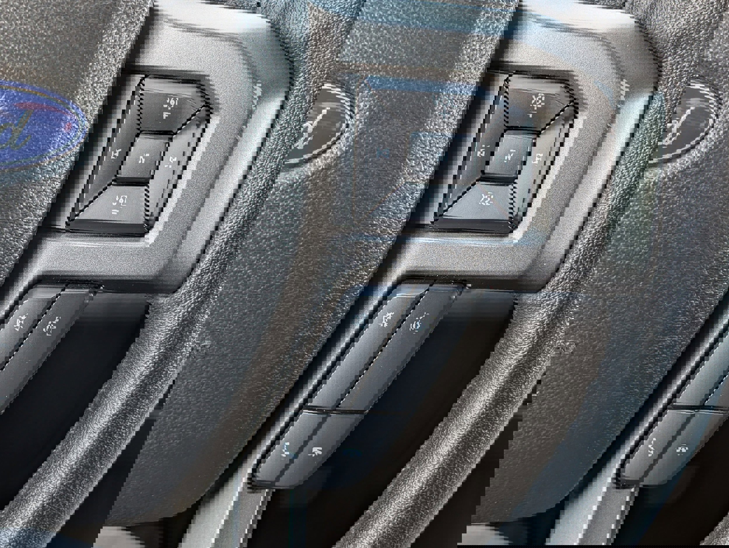 Certified 2020 Ford Expedition XLT w/ Equipment Group 202A image 27