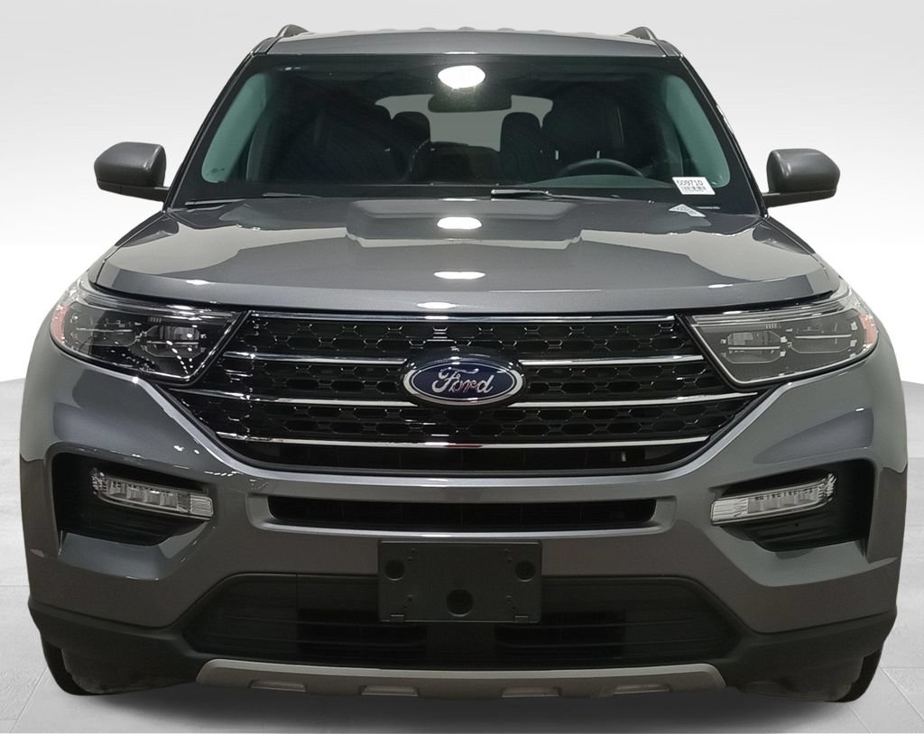 Certified 2023 Ford Explorer XLT w/ Equipment Group 202A AWD/4WD image 10
