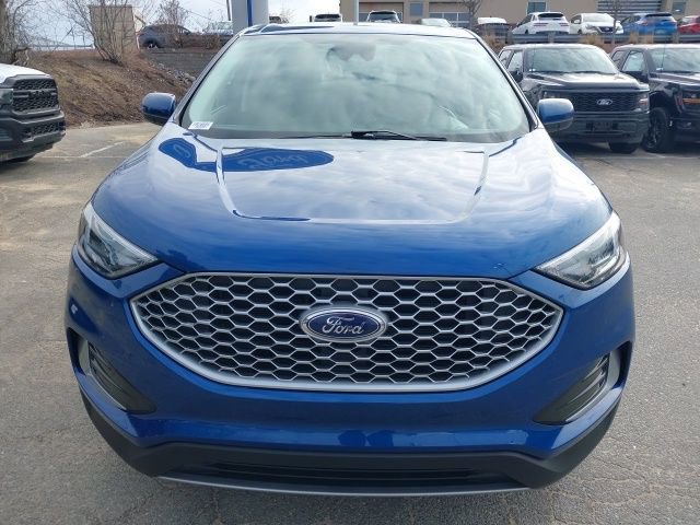 Certified 2024 Ford Edge SEL image 9