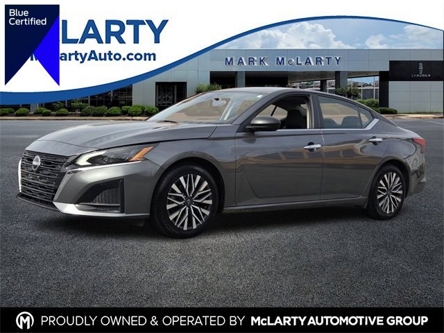 Used 2024 Nissan Altima 2.5 SV