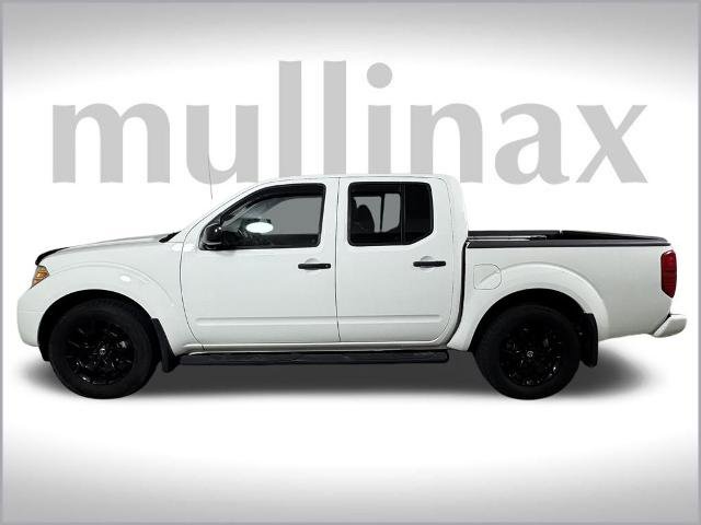 Used 2020 Nissan Frontier SV w/ Midnight Edition Floor Mats image 12