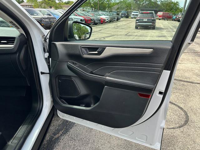 Certified 2022 Ford Escape S FWD image 27