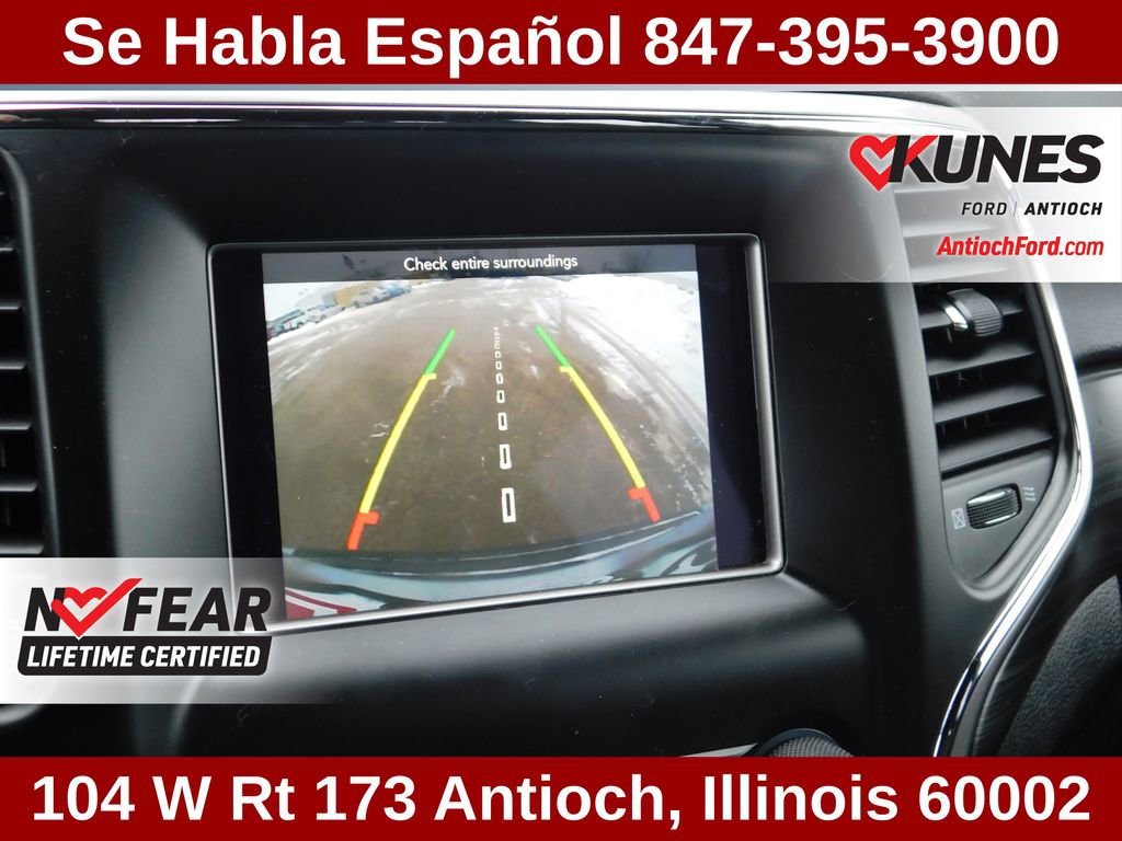 Used 2020 Jeep Grand Cherokee Laredo image 34