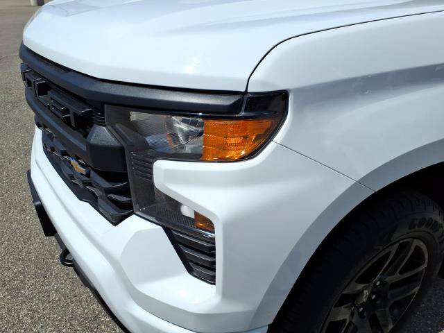 Used 2024 Chevrolet Silverado 1500 Custom AWD/4WD image 10