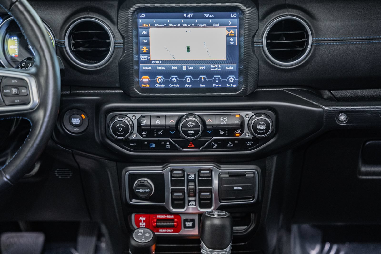 Used 2022 Jeep Wrangler Unlimited Rubicon 4xe w/ Cold Weather Group AWD/4WD image 31