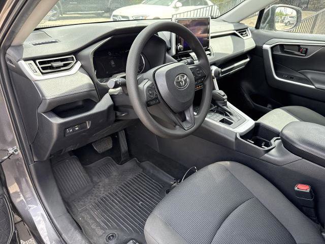 Used 2024 Toyota RAV4 LE AWD/4WD image 26