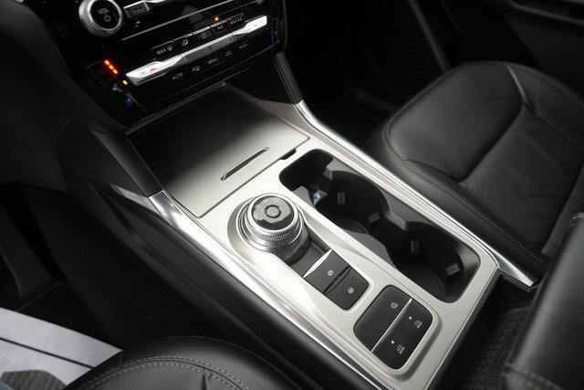 Certified 2022 Ford Explorer Limited w/ Equipment Group 301A image 27