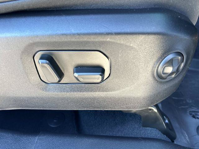 Used 2024 Jeep Wrangler Unlimited Rubicon AWD/4WD image 23