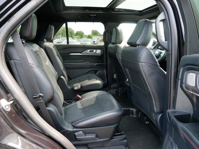 Certified 2025 Ford Explorer ST AWD/4WD image 36