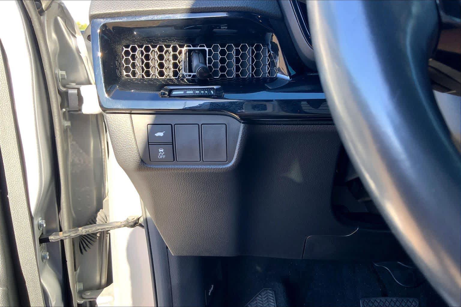 Used 2023 Honda CR-V Sport Touring image 36