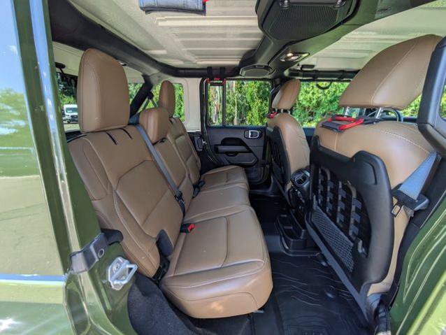 Used 2021 Jeep Wrangler Unlimited Rubicon AWD/4WD image 33