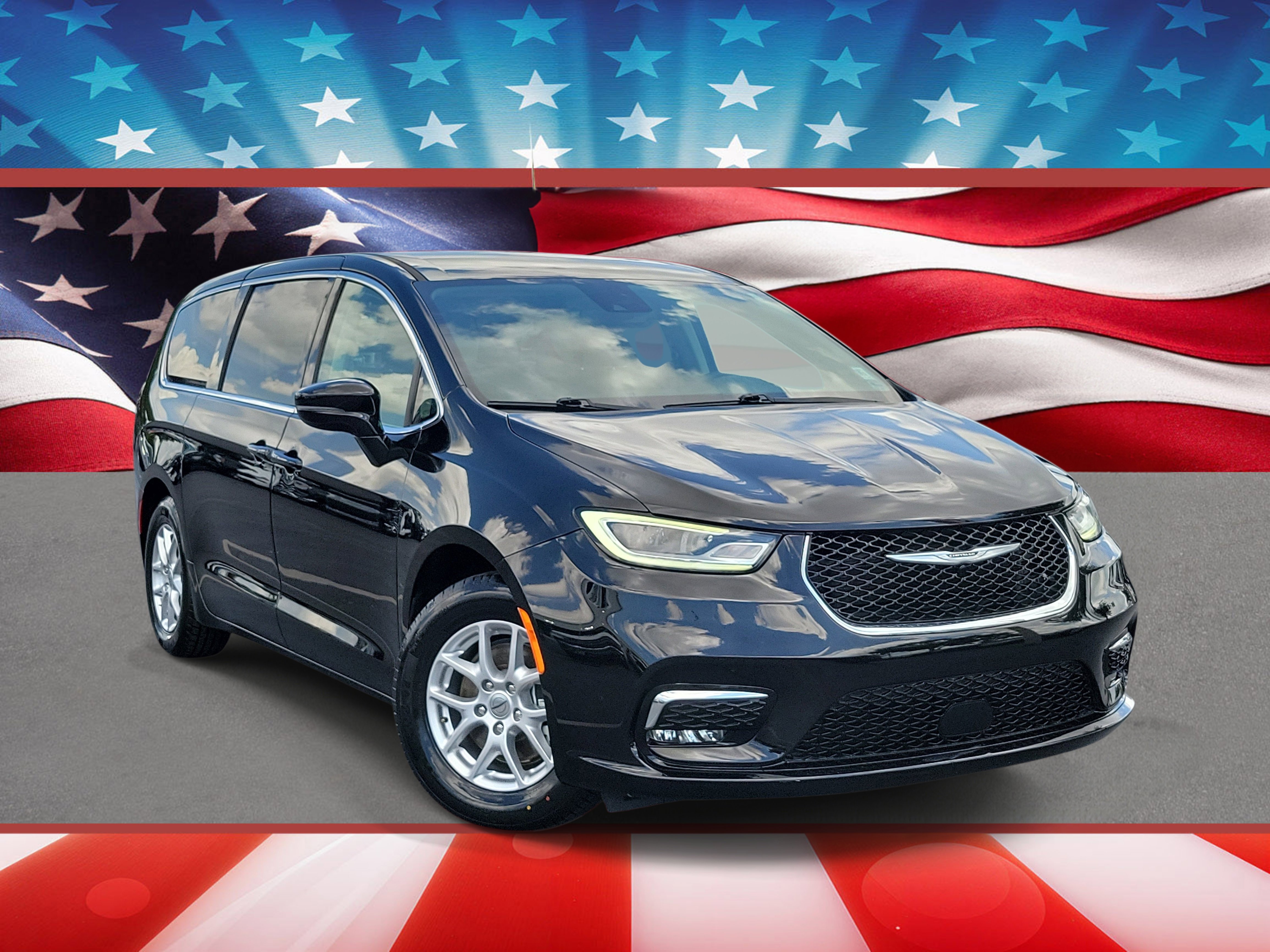 Used 2024 Chrysler Pacifica Touring-L