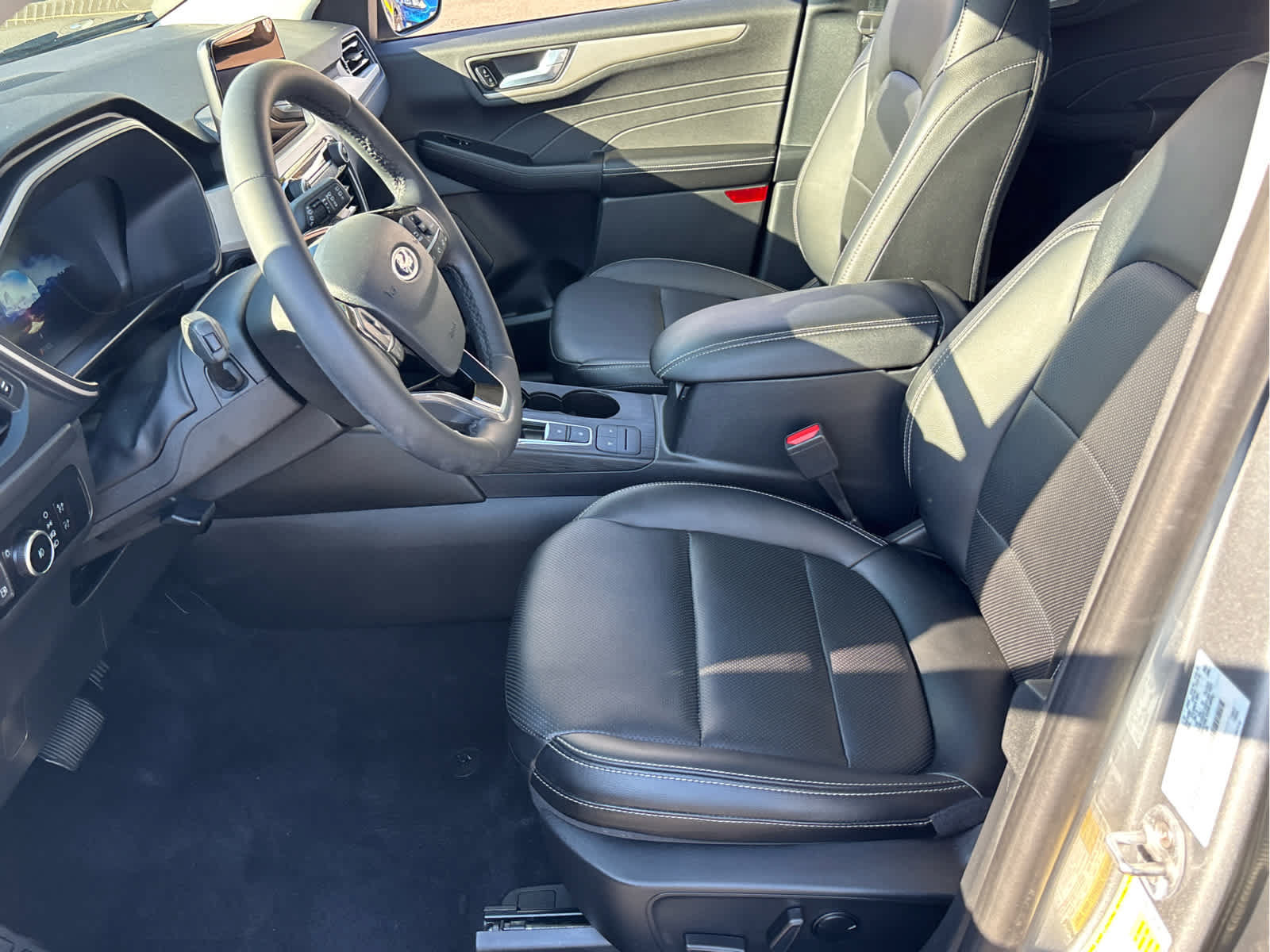 Certified 2022 Ford Escape SEL w/ Technology Package FWD image 6