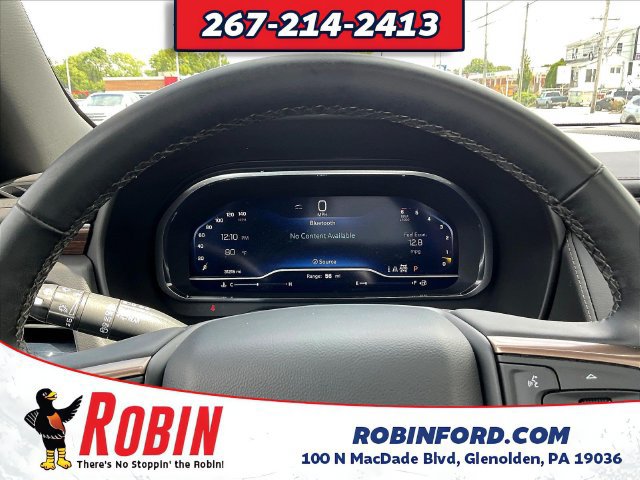Used 2023 Chevrolet Tahoe High Country AWD/4WD image 15
