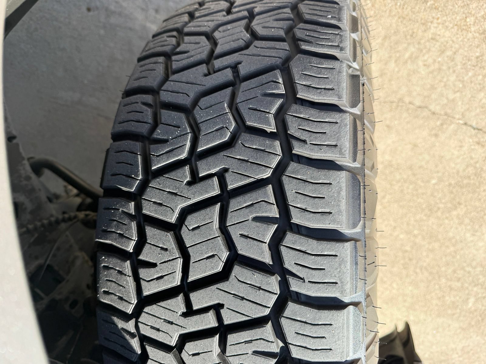 Certified 2024 Ford F150 Lariat AWD/4WD image 10