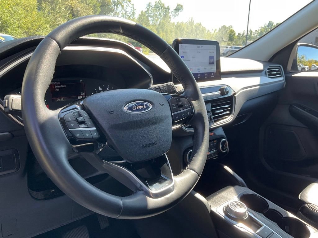 Certified 2022 Ford Escape SEL AWD/4WD image 18