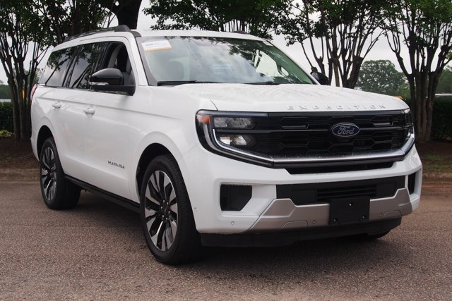 Certified 2025 Ford Expedition Platinum w/ Driver's Package