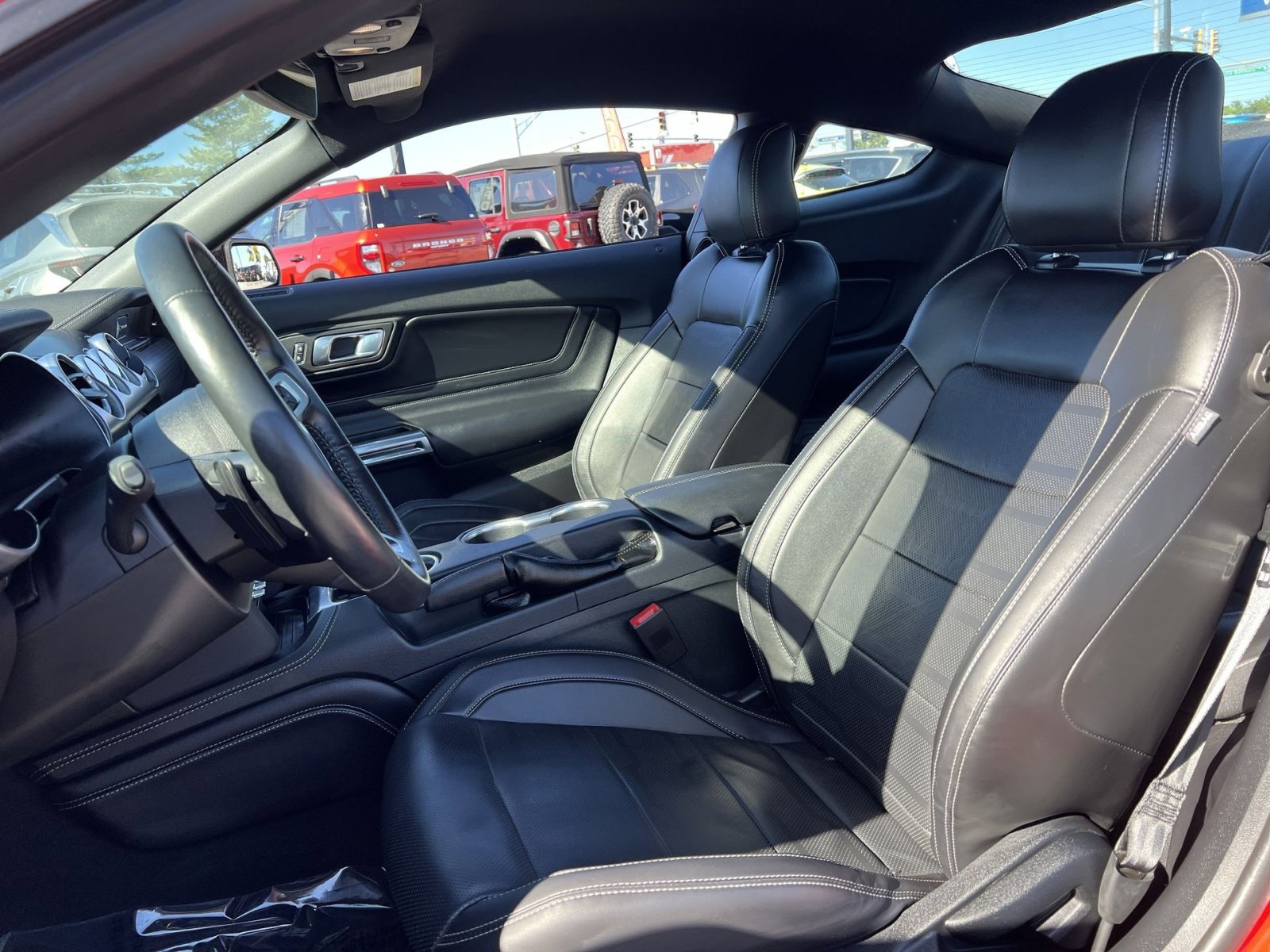 Certified 2022 Ford Mustang GT Premium w/ GT Performance Package RWD image 13
