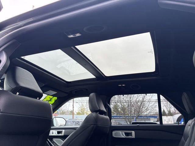 Certified 2023 Ford Explorer ST w/ Equipment Group 401A image 17