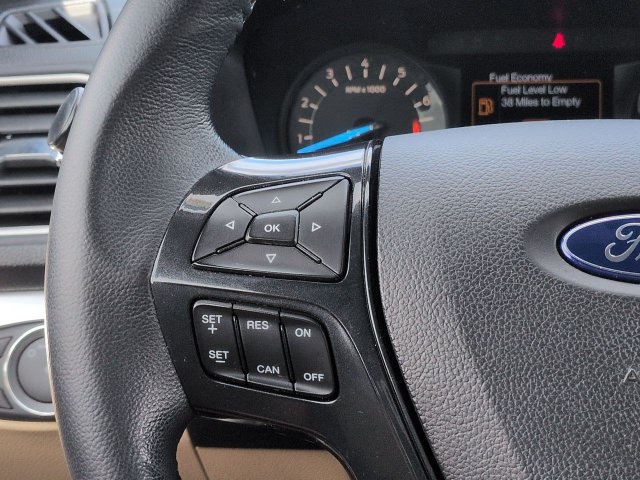 Certified 2017 Ford Explorer XLT FWD image 25