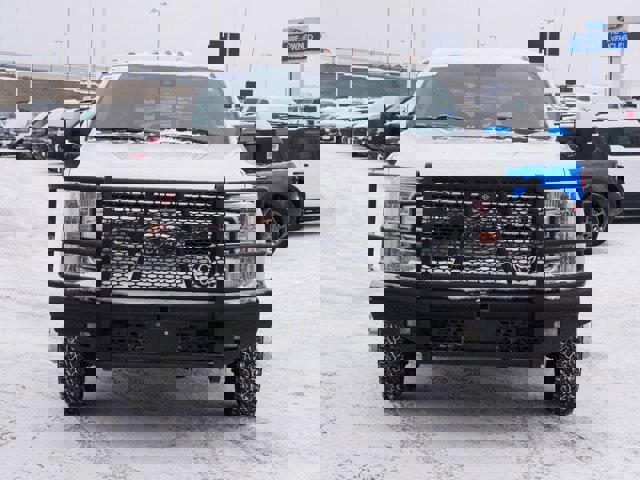 Certified 2017 Ford F350 Lariat w/ Tow Technology Bundle image 8