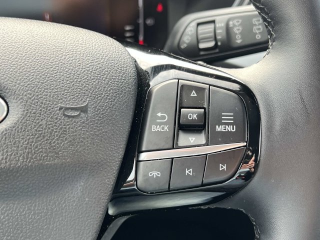 Certified 2023 Ford Escape Active AWD/4WD image 29