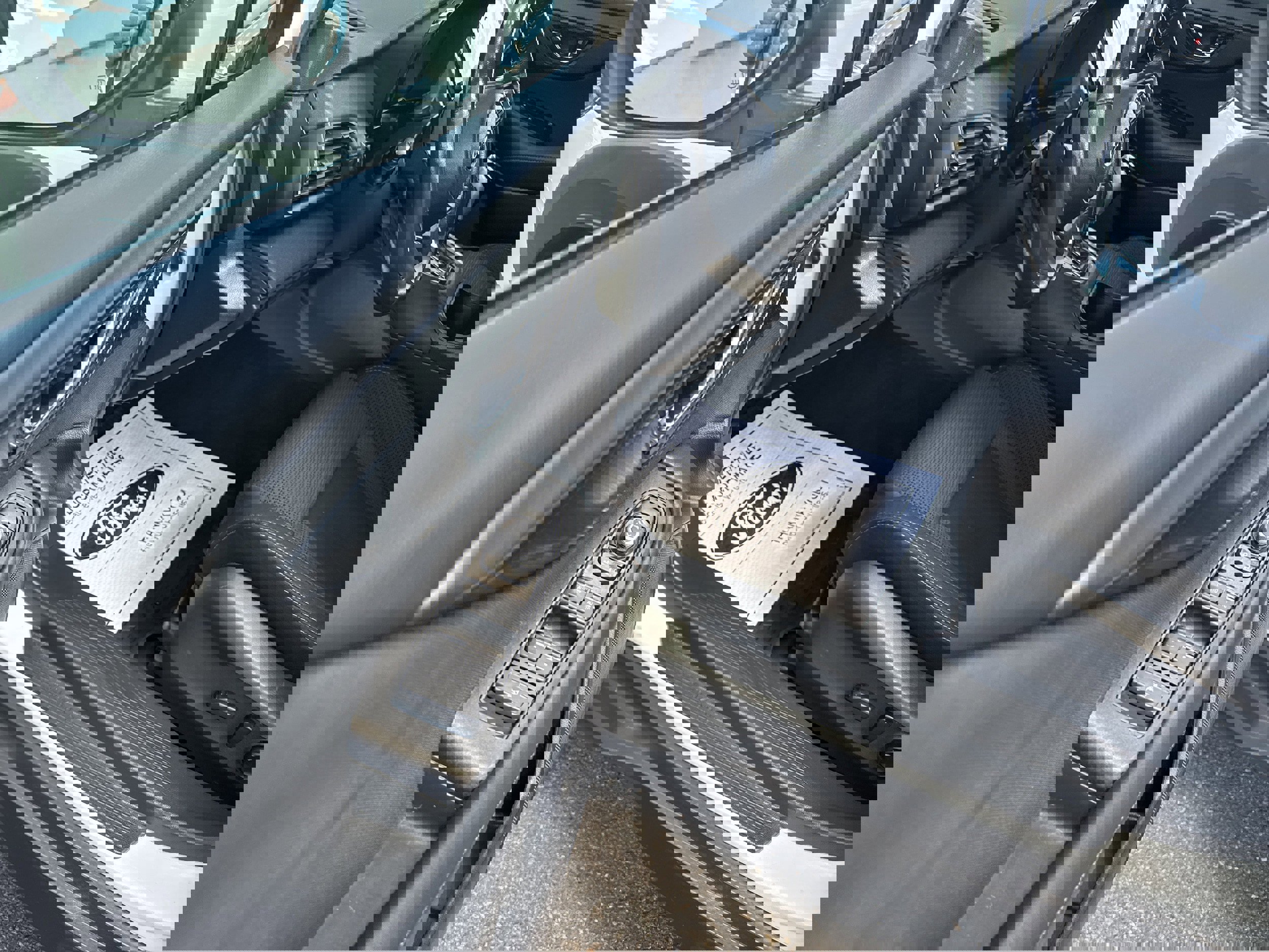 Used 2023 Subaru Outback Premium image 11