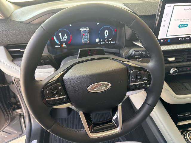 Certified 2025 Ford Explorer Platinum w/ Ultimate Package AWD/4WD image 12