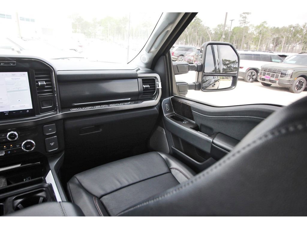 Certified 2024 Ford F250 Lariat w/ Lariat Ultimate Package image 13
