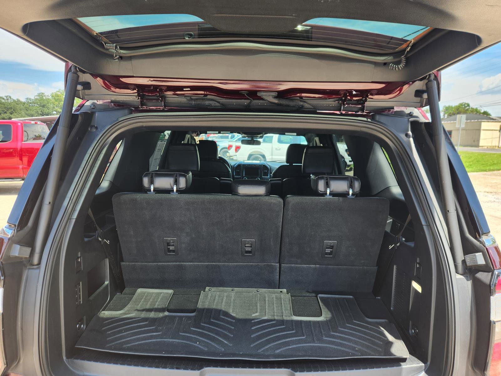 Certified 2021 Ford Expedition Limited image 9