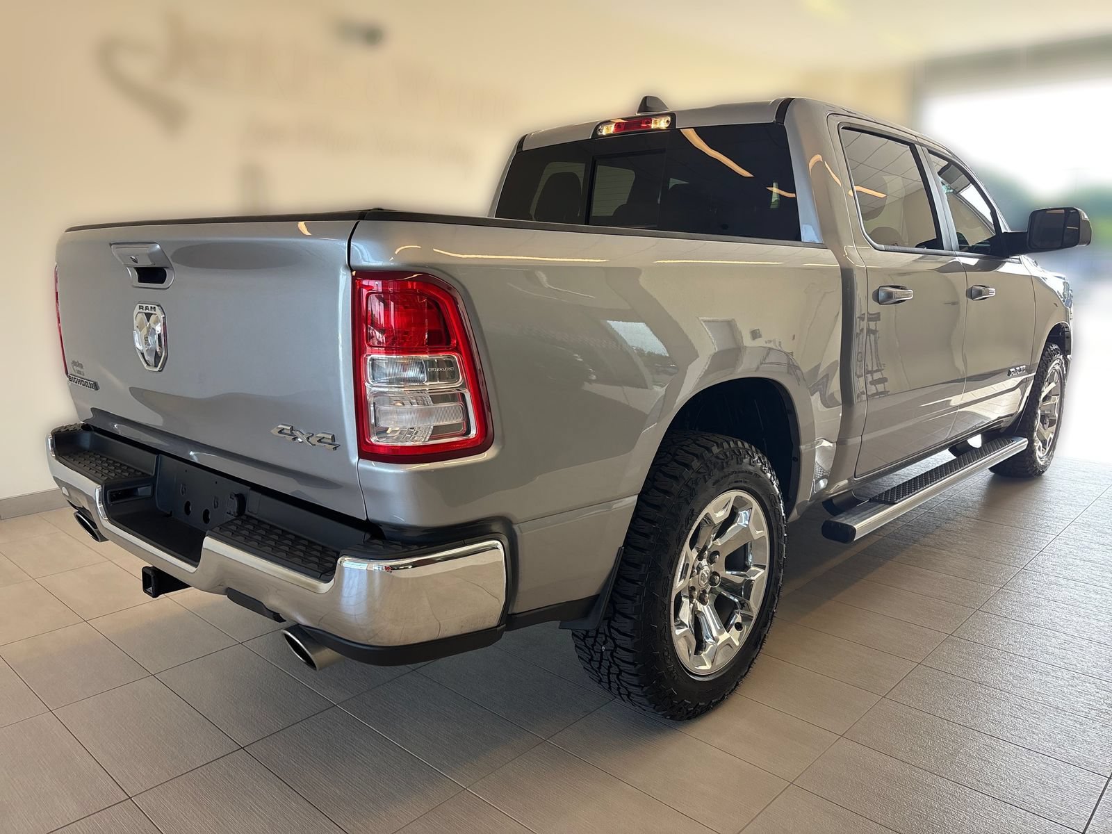 Used 2021 RAM 1500 Big Horn AWD/4WD image 3