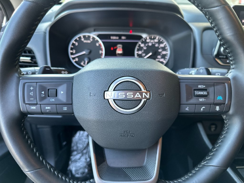 Used 2025 Nissan Rogue SV AWD/4WD image 22