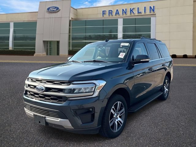 Certified 2024 Ford Expedition XLT RWD image 3