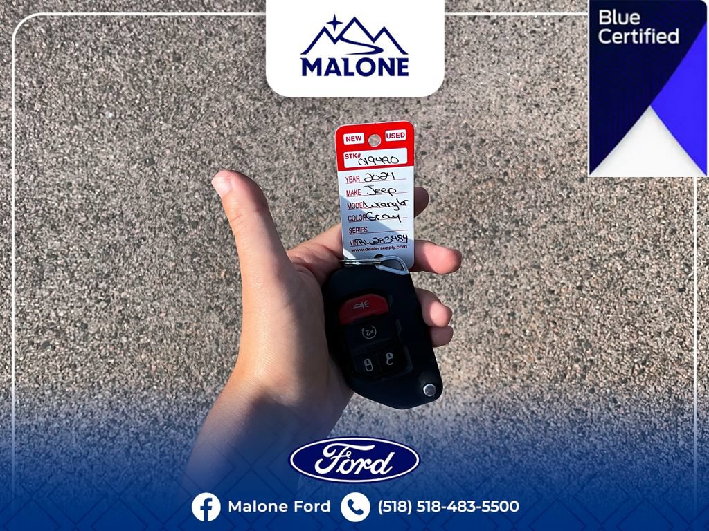 Used 2024 Jeep Wrangler Unlimited Sahara AWD/4WD image 27