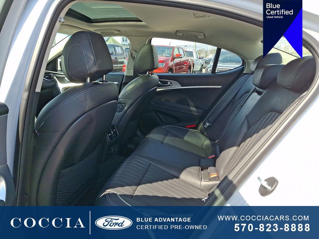 Used 2021 Genesis G70 2.0T w/ Elite Package image 10