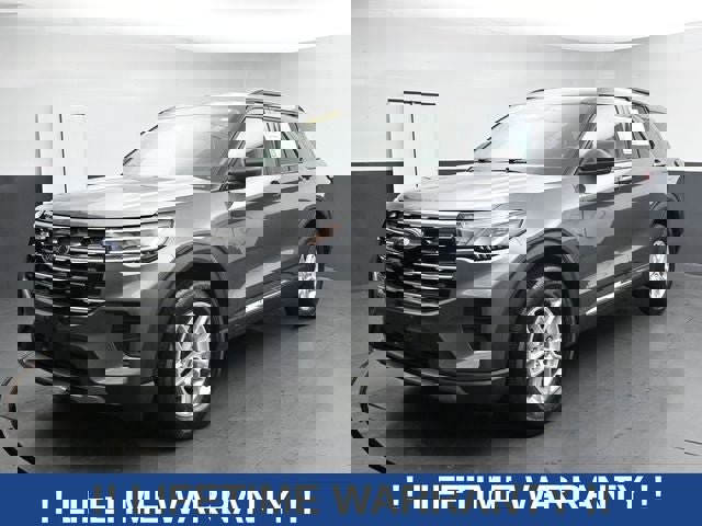 Certified 2025 Ford Explorer Active AWD/4WD image 5