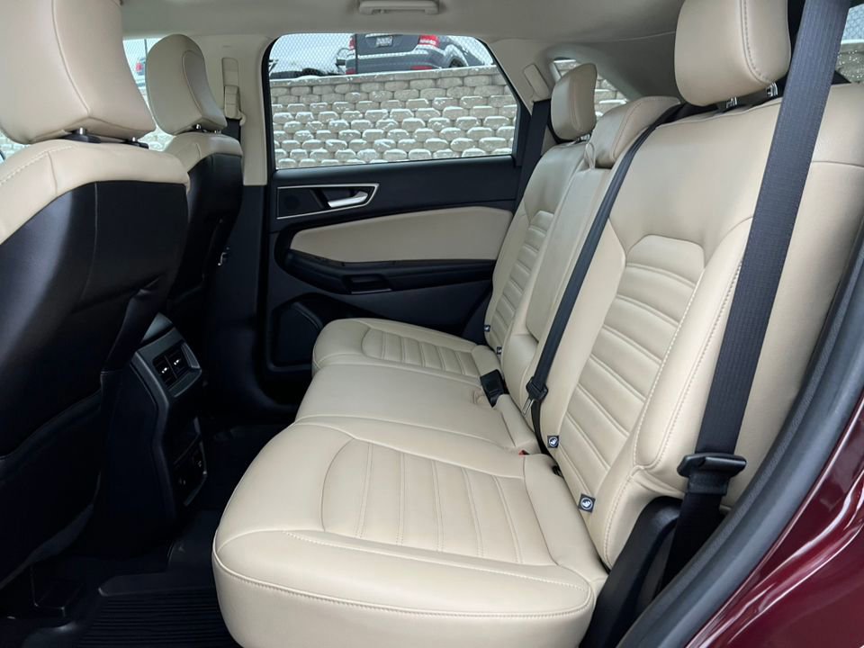 Certified 2024 Ford Edge SEL w/ Convenience Package image 11