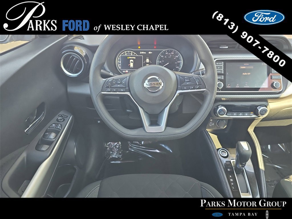 Used 2020 Nissan Kicks SV image 11