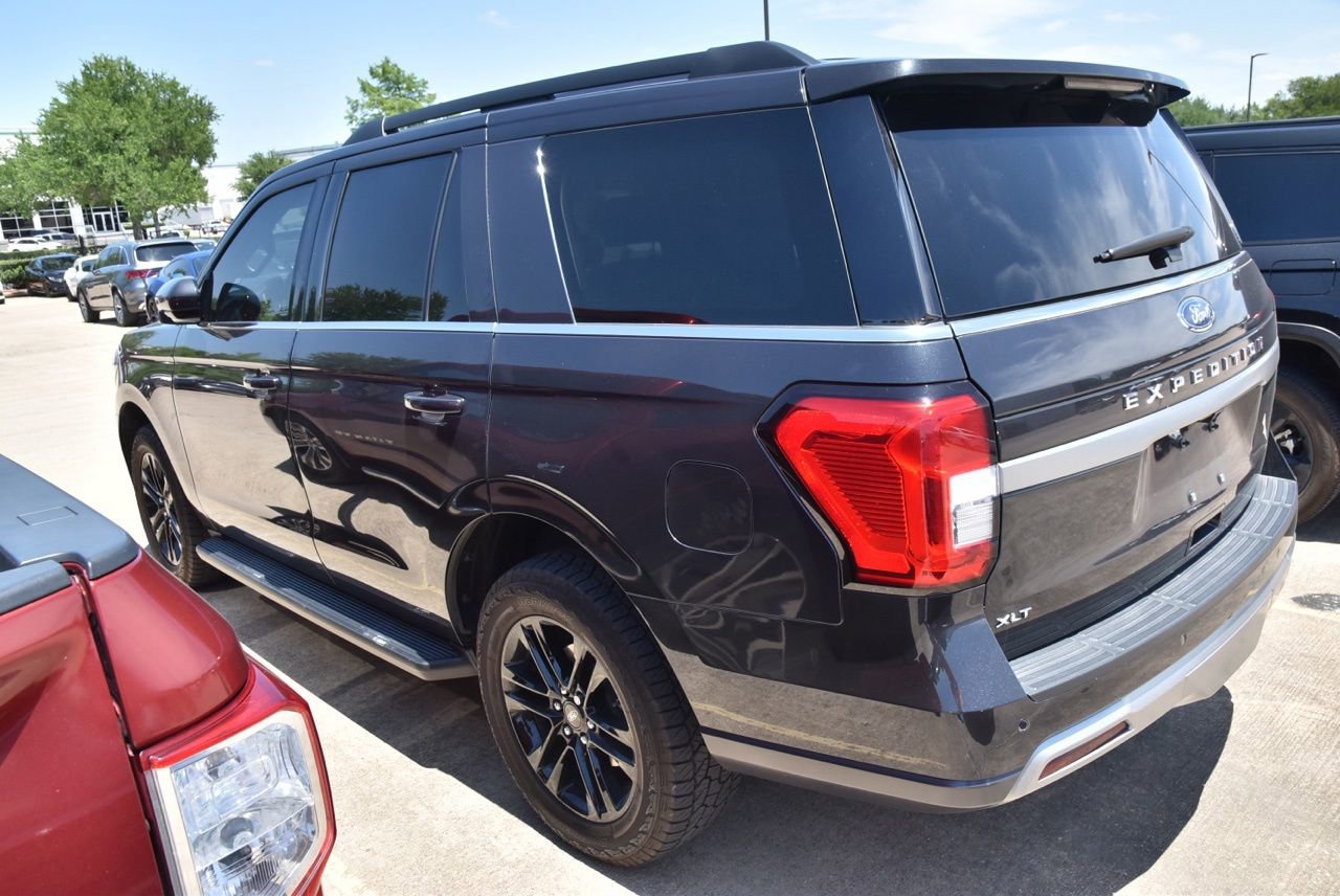 Certified 2024 Ford Expedition XLT AWD/4WD image 6