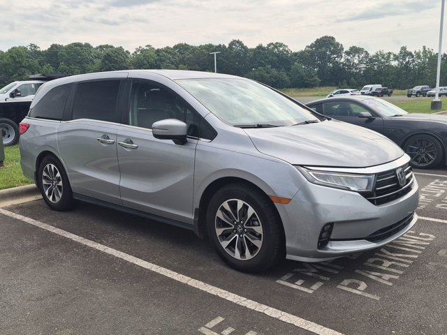 Used 2021 Honda Odyssey EX-L image 2