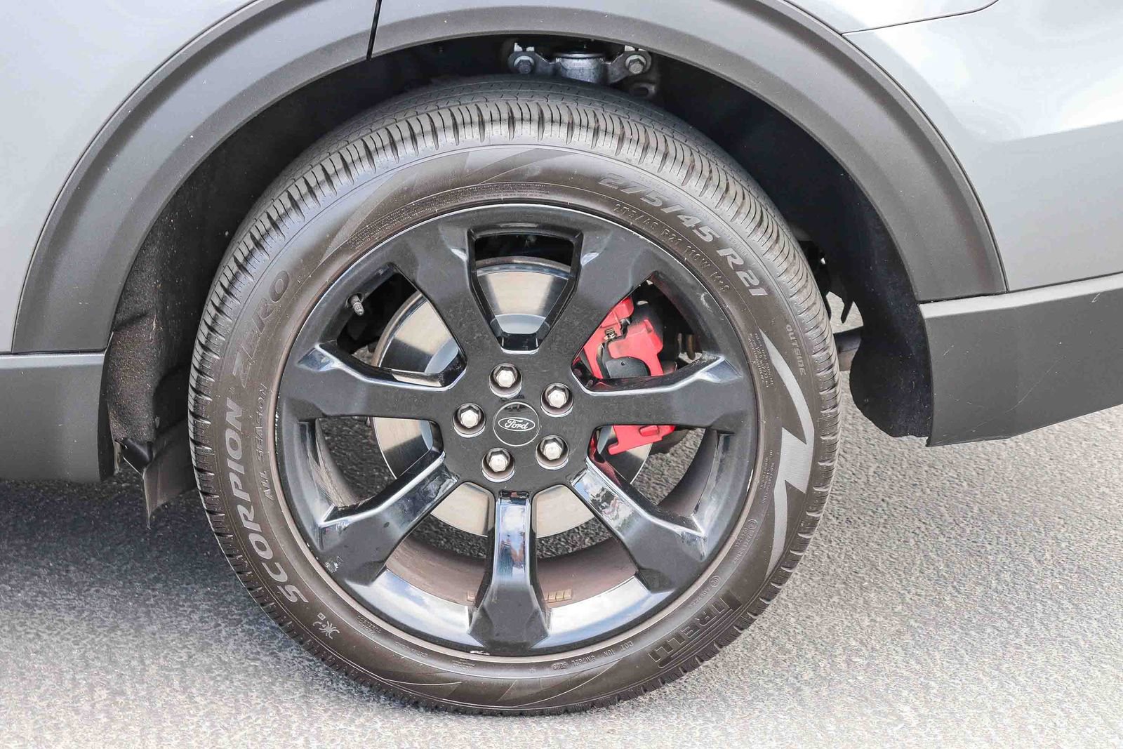 Certified 2024 Ford Explorer ST w/ Equipment Group 401A AWD/4WD image 8