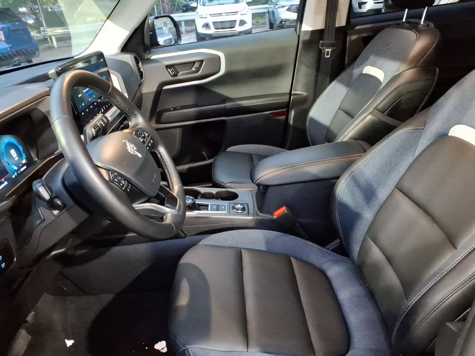 Certified 2025 Ford Bronco Sport Outer Banks AWD/4WD image 11