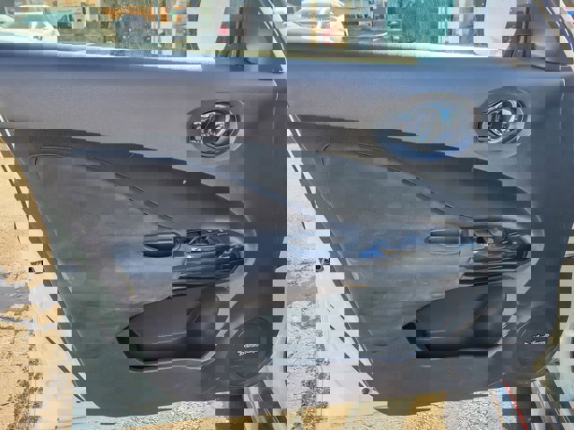 Used 2017 Nissan Juke NISMO w/ Interior Illumination Package image 18