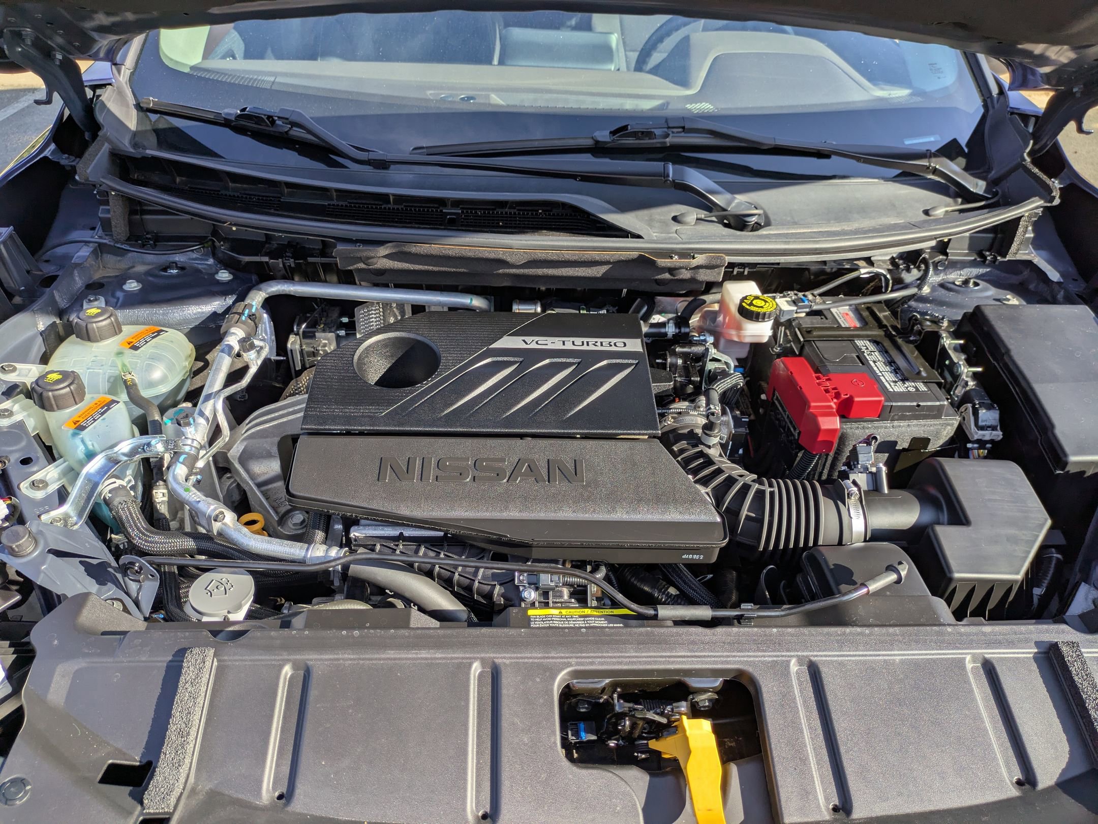 Used 2023 Nissan Rogue S image 39