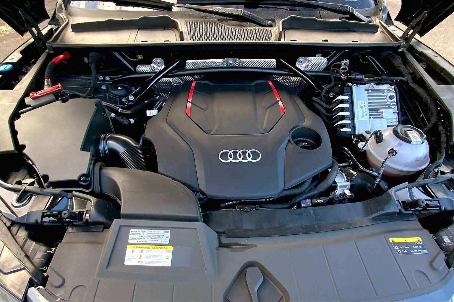 Used 2022 Audi SQ5 Premium image 11