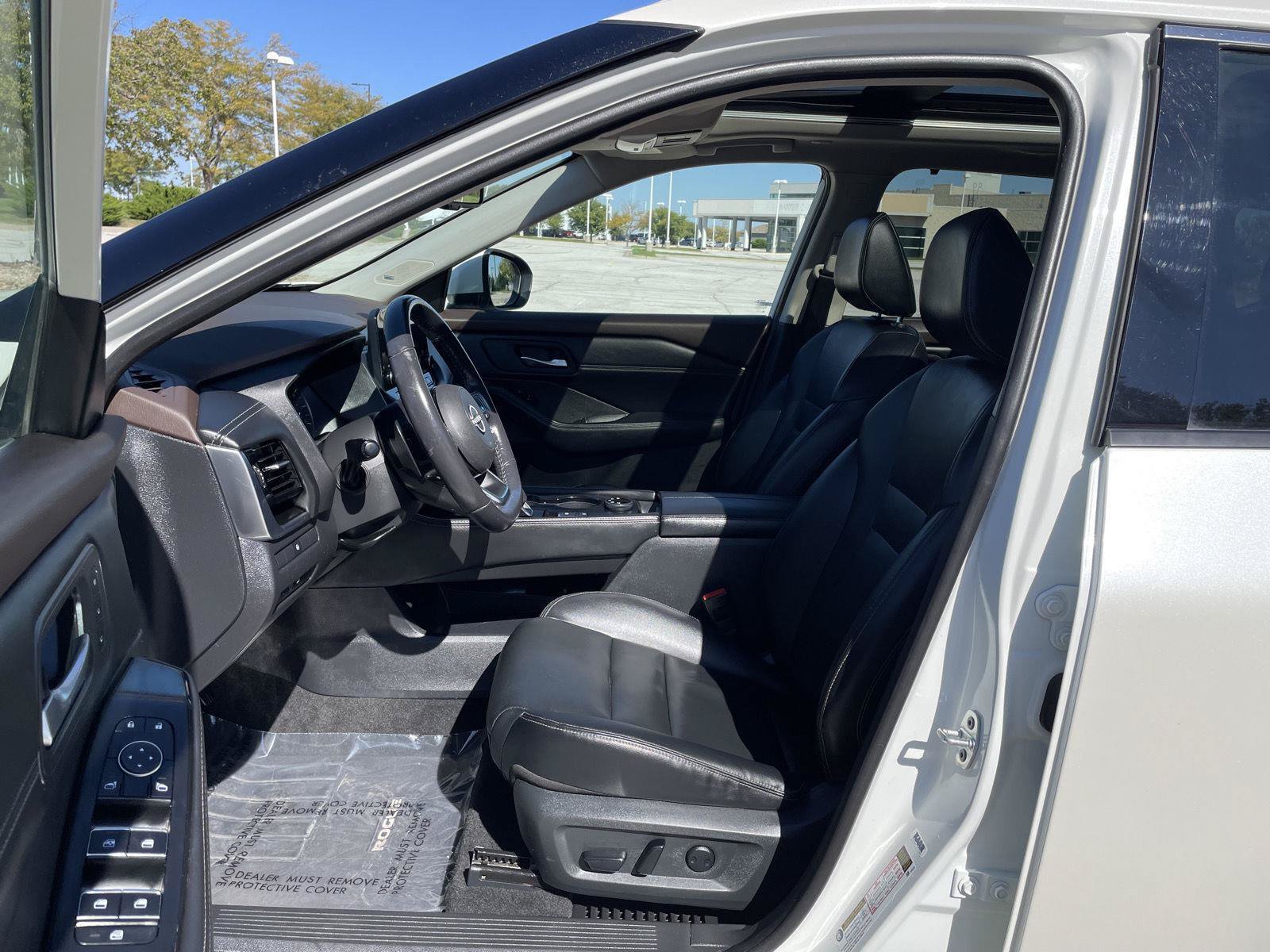 Used 2023 Nissan Rogue SL w/ SL Premium Package AWD/4WD image 17