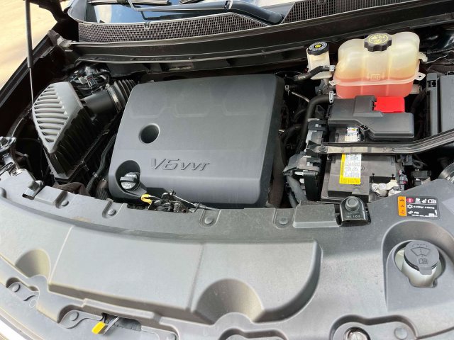 Used 2020 Chevrolet Traverse LS FWD image 13